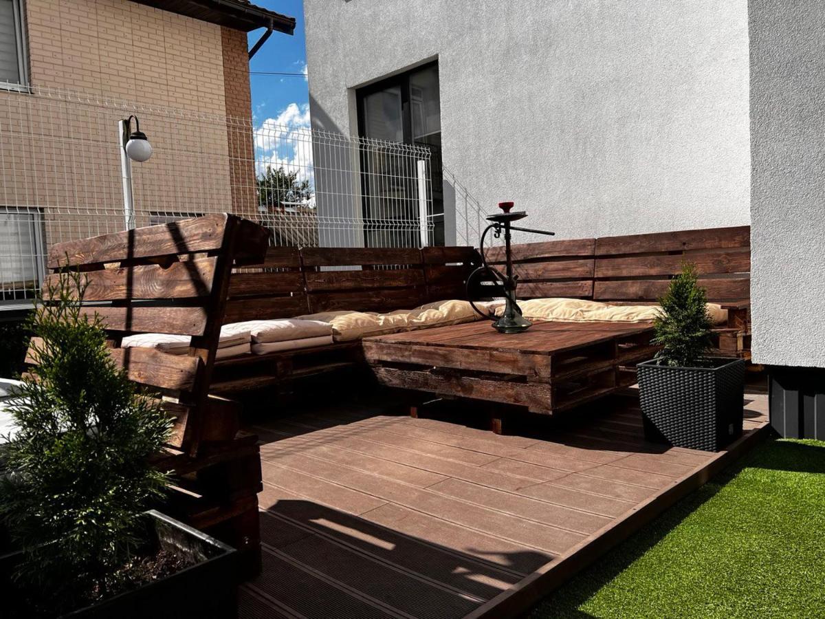 Nyvky Like Home - Studio - Apt 35 Kyiv Exterior photo
